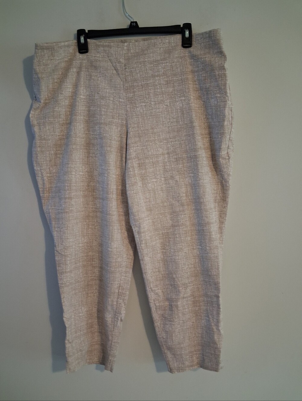 Beige And White Print Cropped Womens Pants Size 20W